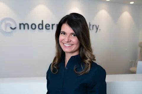 Dr. Ann-Cathrin Laura Gottschling, Zahnärztin bei moderndentistry